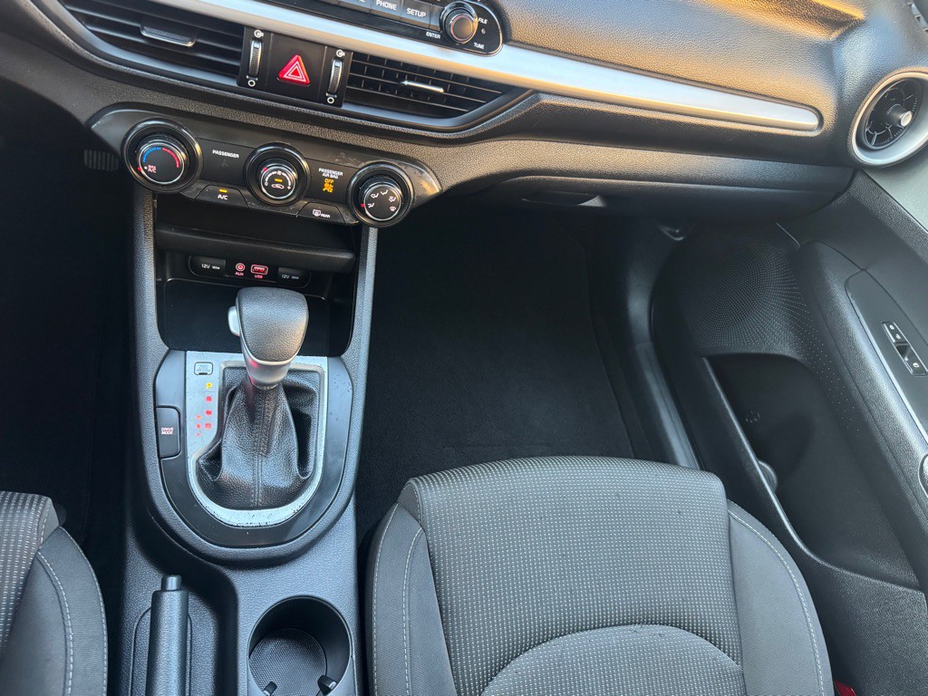 2020 Kia Forte Image 31