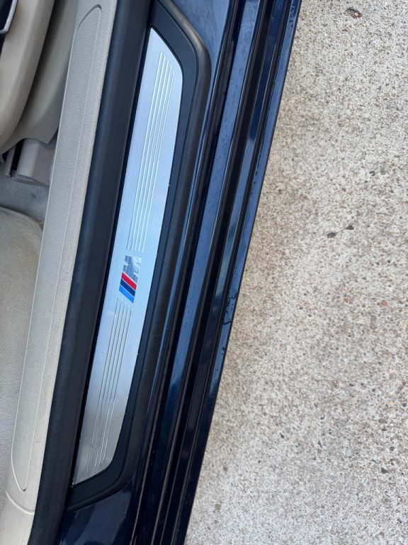 2015 BMW 7 Series Image 28