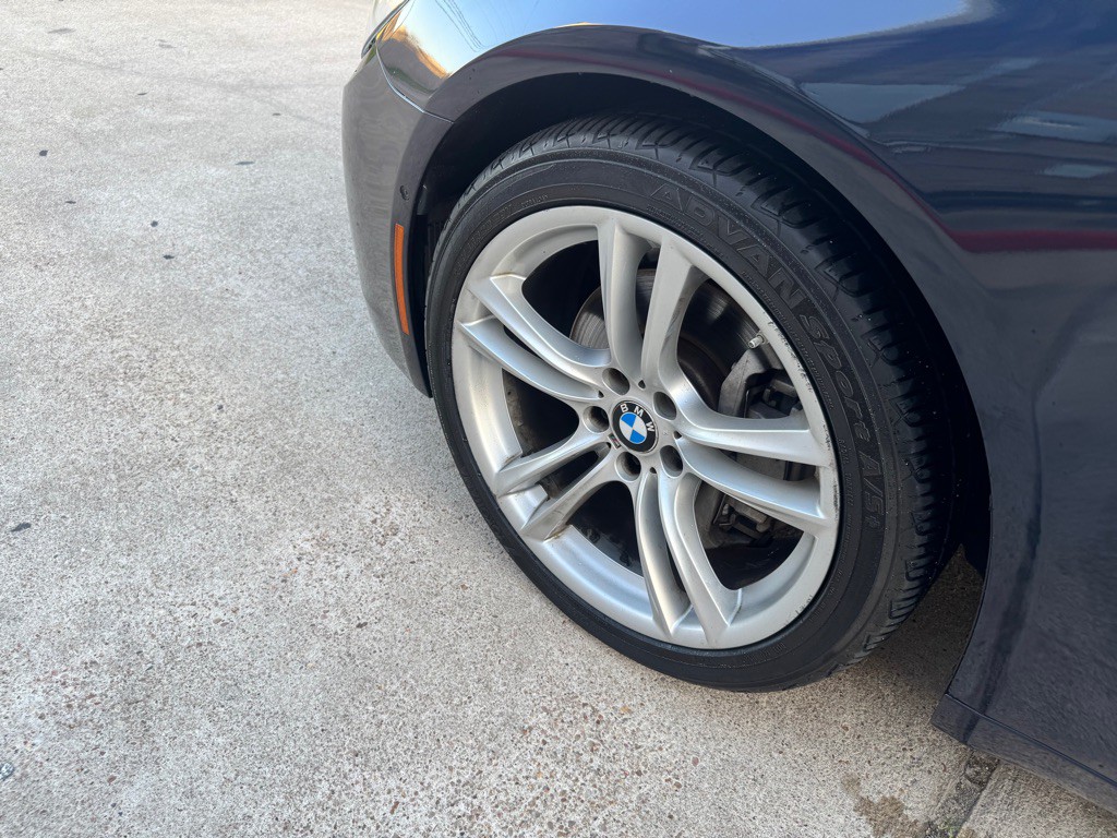 2015 BMW 7 Series Image 38