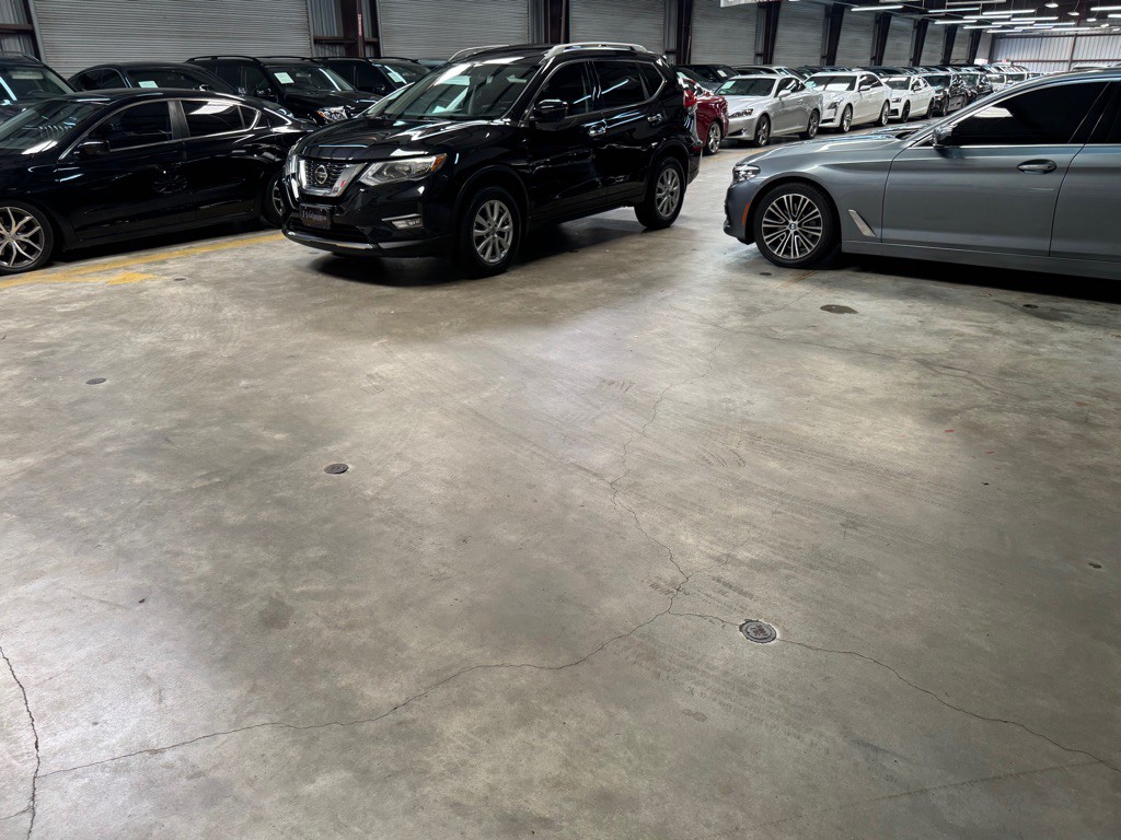 2018 Nissan Rogue Image 6