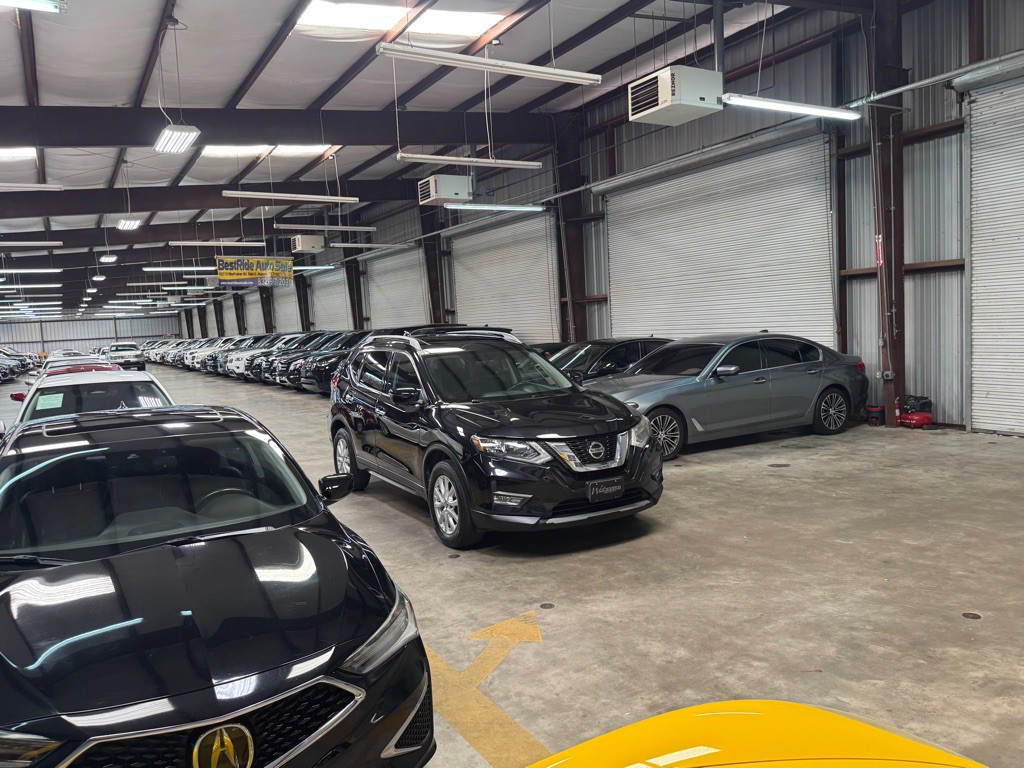 2018 Nissan Rogue Image 7