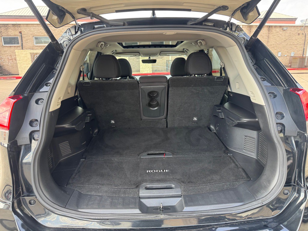 2018 Nissan Rogue Image 24