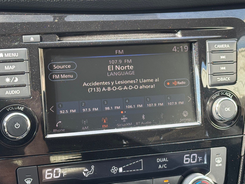 2018 Nissan Rogue Image 32