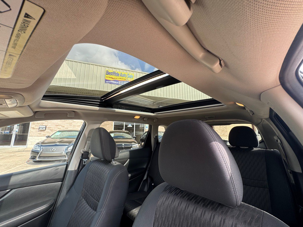 2018 Nissan Rogue Image 41