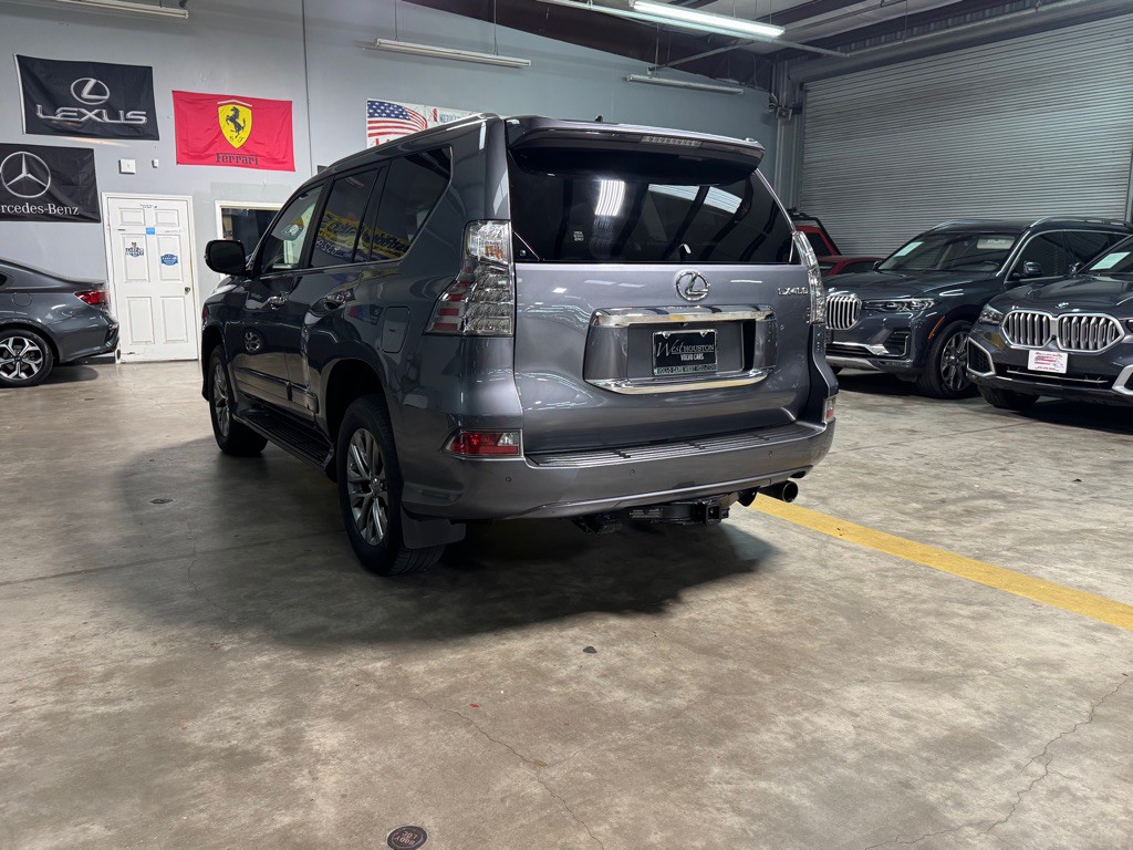 2015 Lexus GX Image 6