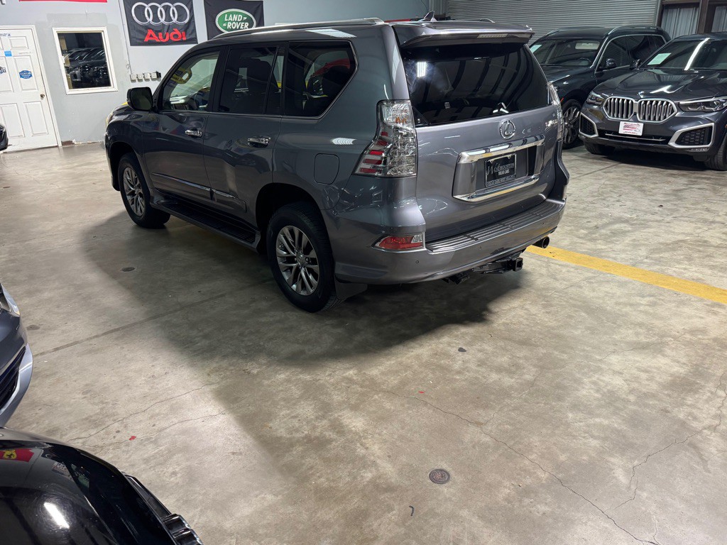 2015 Lexus GX Image 7