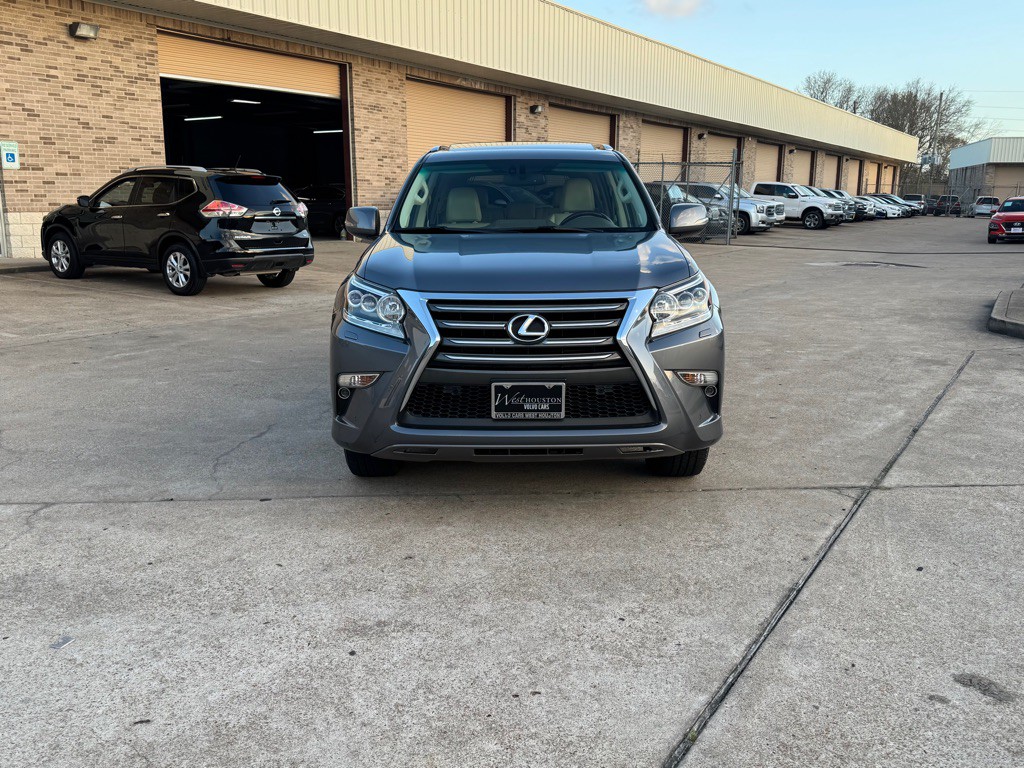 2015 Lexus GX Image 14