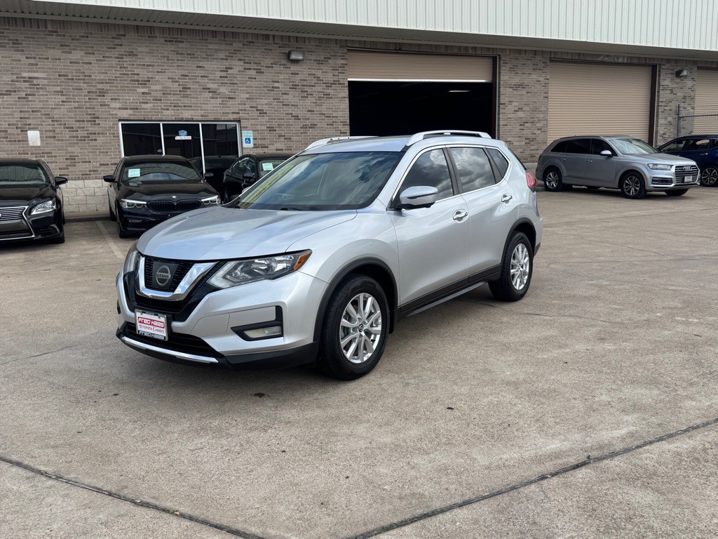 2017 Nissan Rogue Image 12