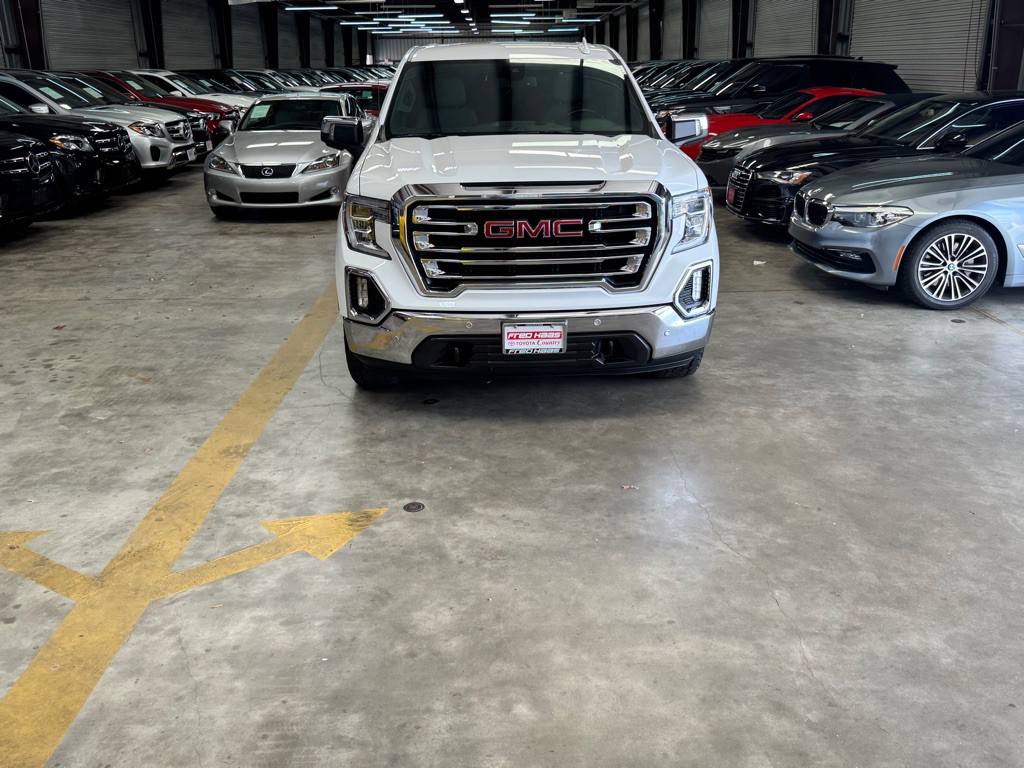 2019 GMC Sierra Image 2
