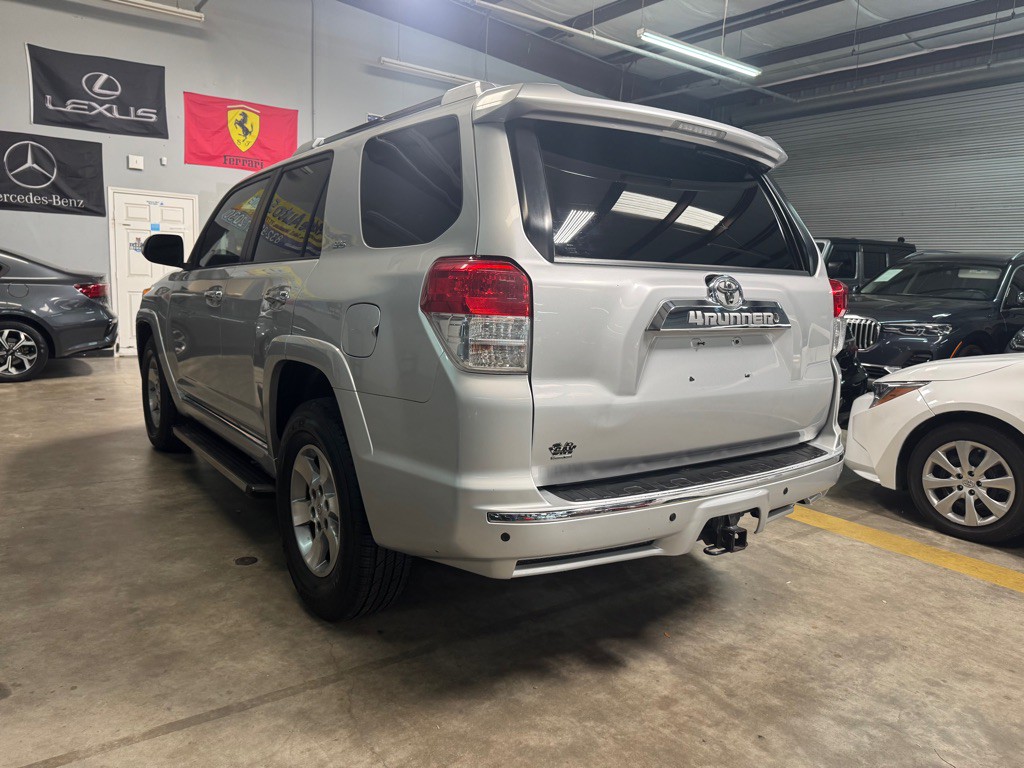 2011 Toyota 4Runner Image 11