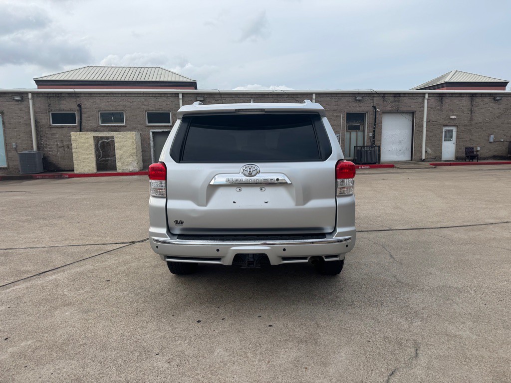 2011 Toyota 4Runner Image 21