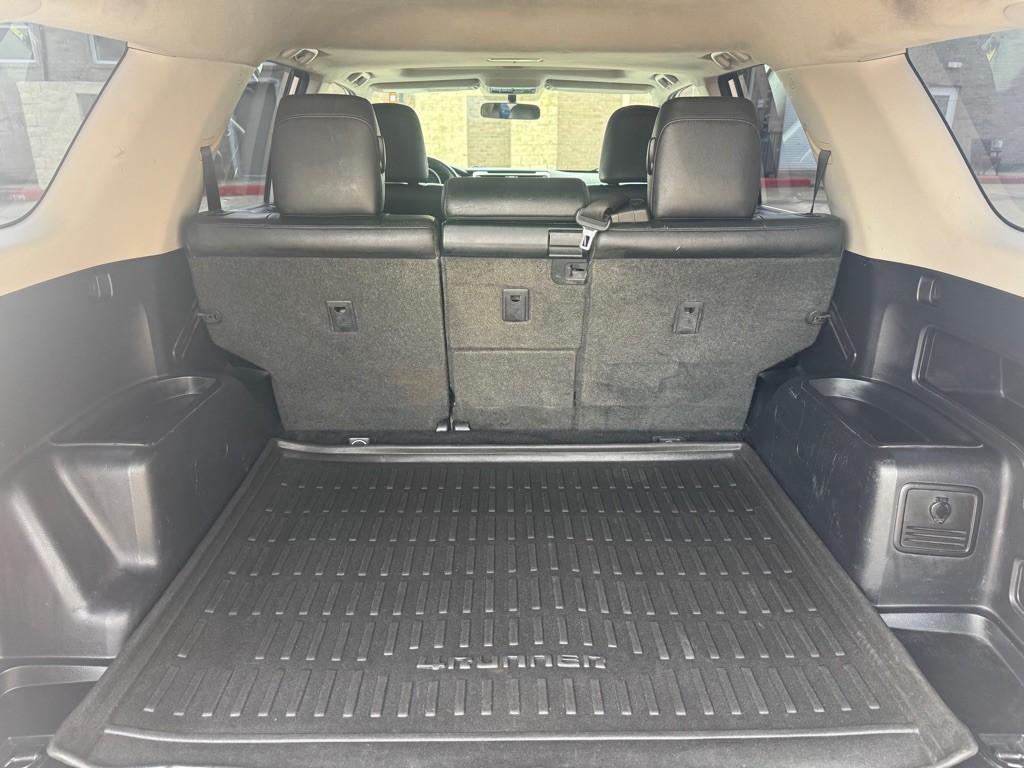 2011 Toyota 4Runner Image 31