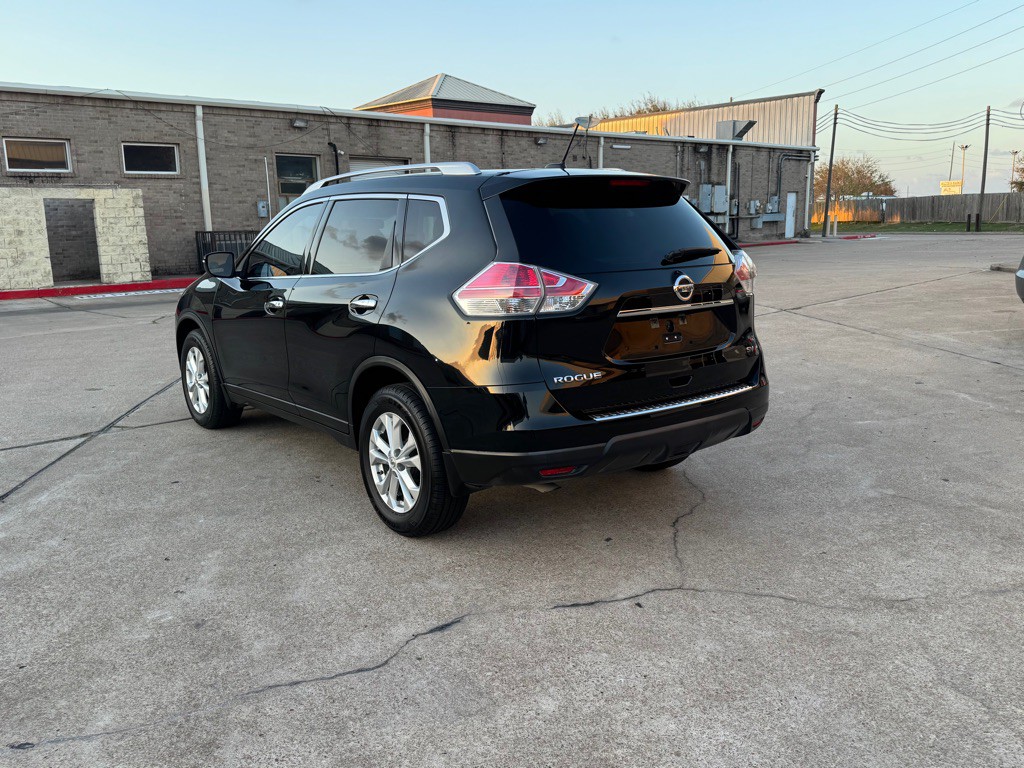 2015 Nissan Rogue Image 18