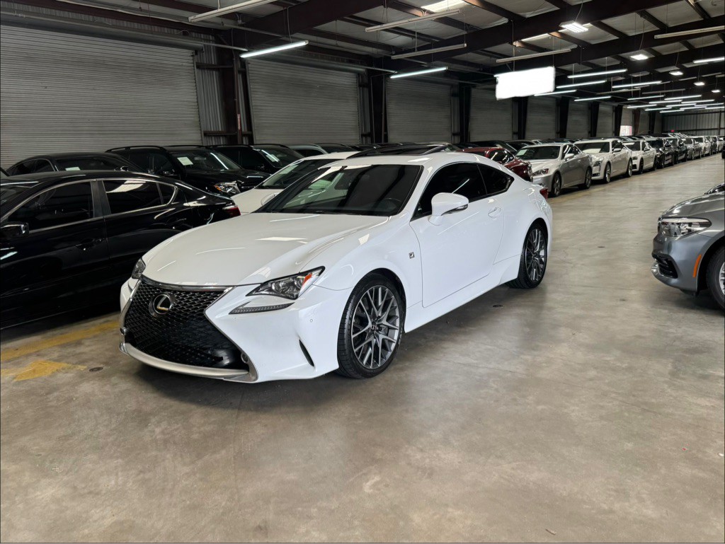 2016 Lexus RC Image 1