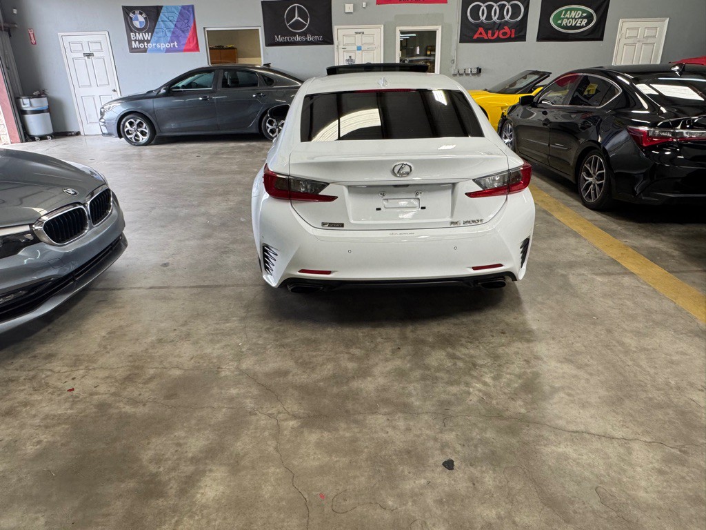 2016 Lexus RC Image 5