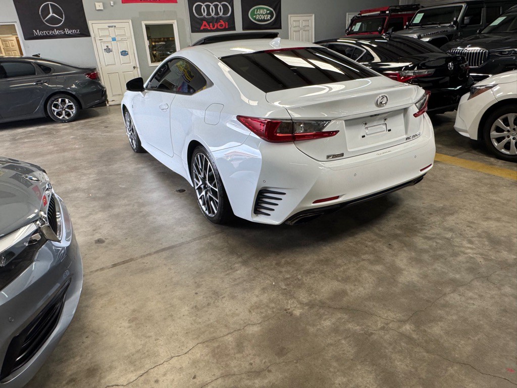 2016 Lexus RC Image 6