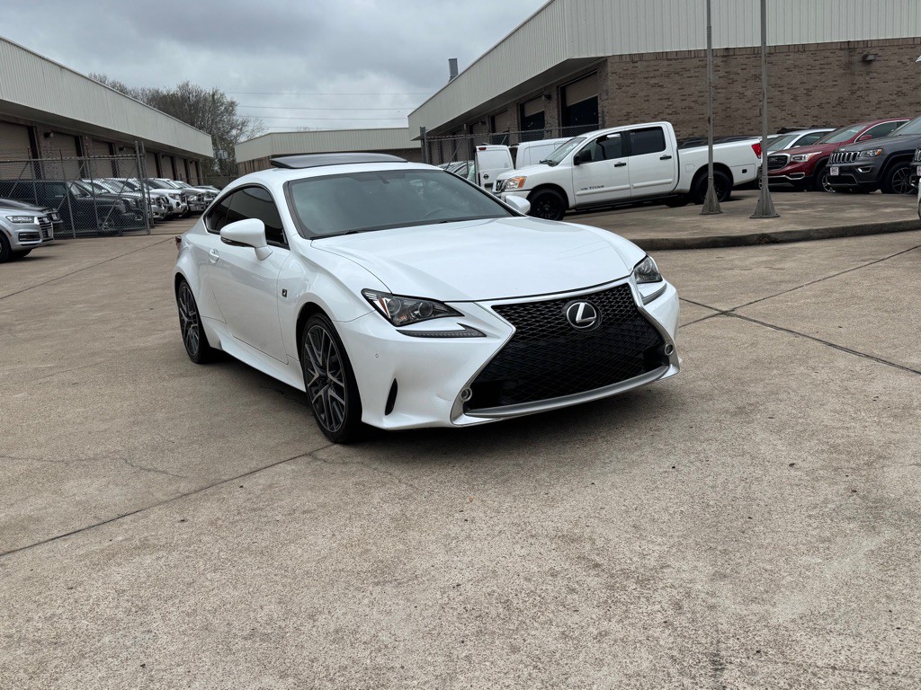 2016 Lexus RC Image 13