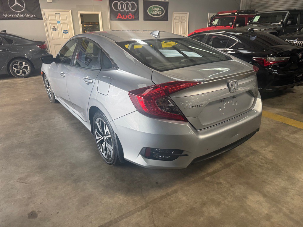 2016 Honda Civic Image 9