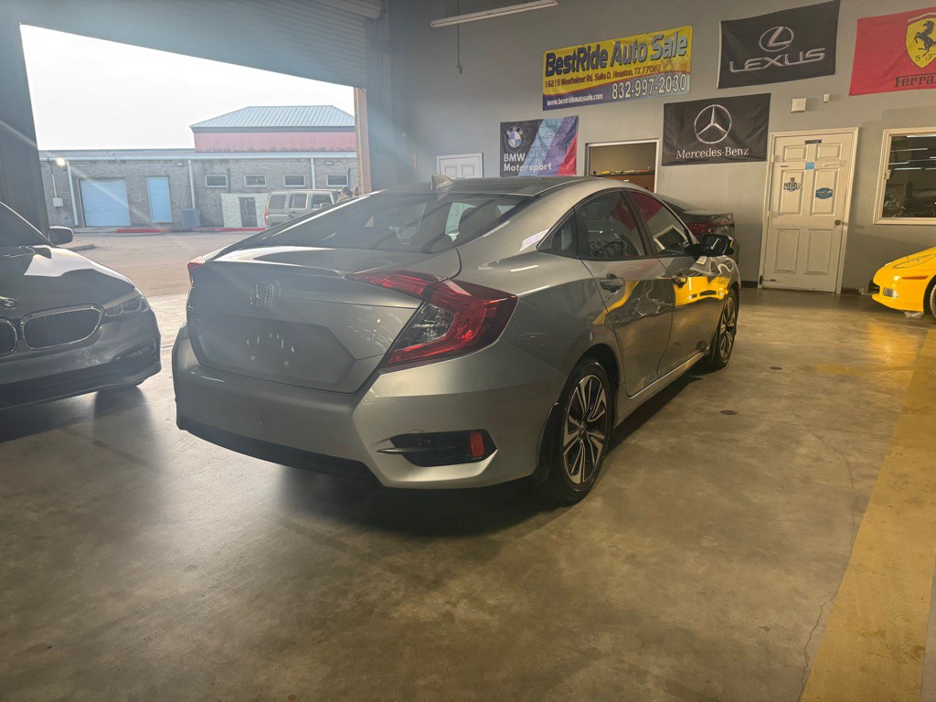 2016 Honda Civic Image 11