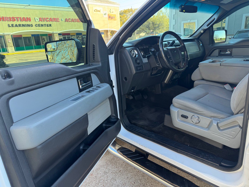 2014 Ford F-150 Image 20