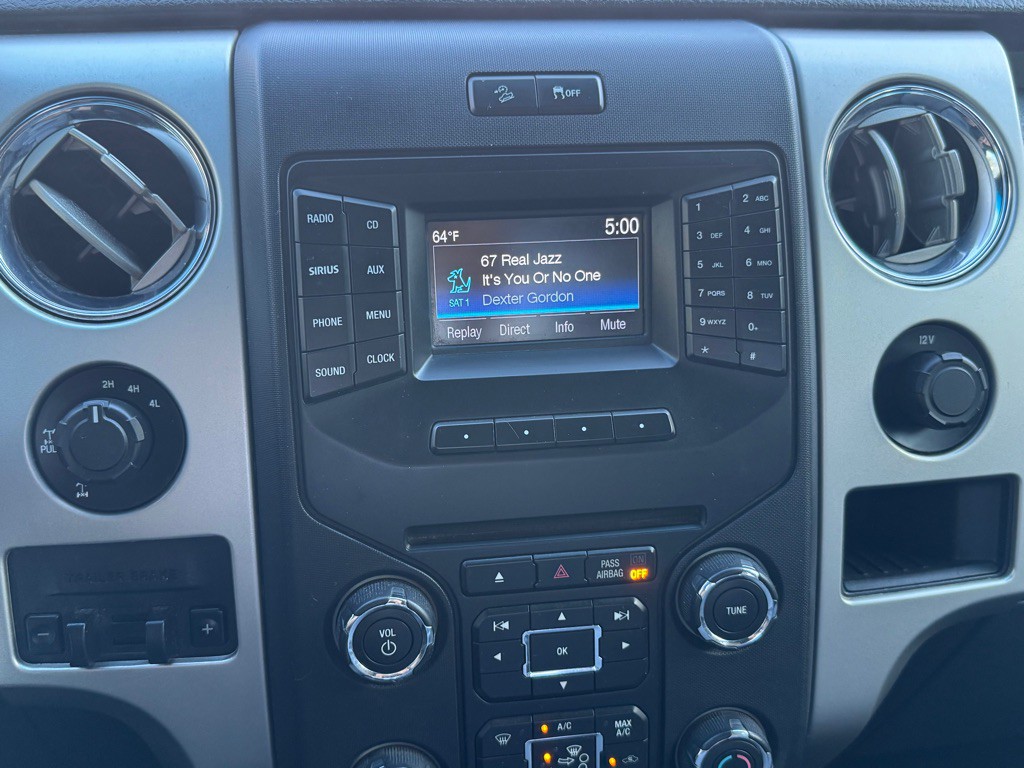 2014 Ford F-150 Image 32