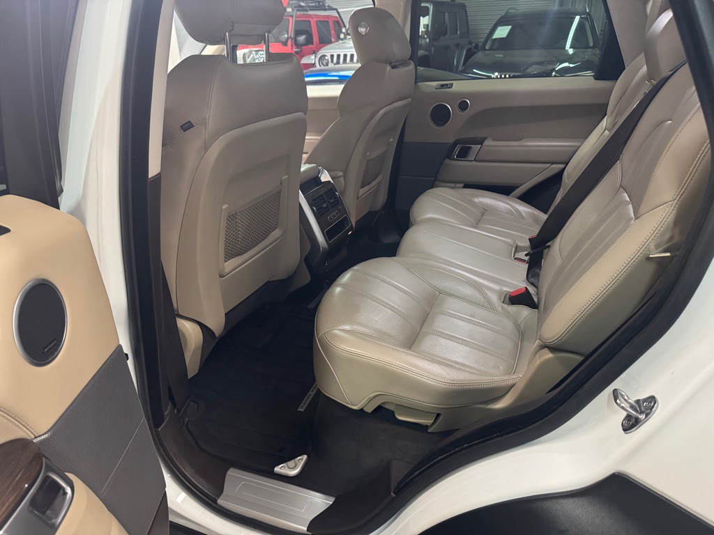 2016 Land Rover Range Rover Sport Image 25