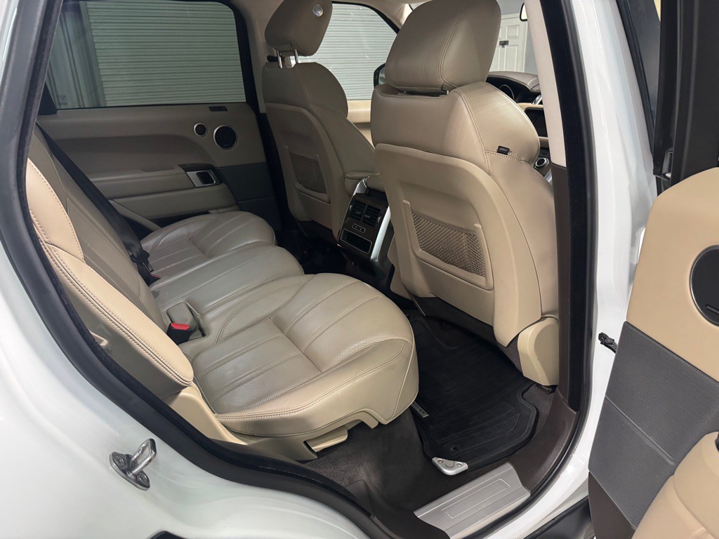 2016 Land Rover Range Rover Sport Image 26