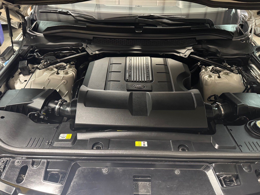 2016 Land Rover Range Rover Sport Image 37