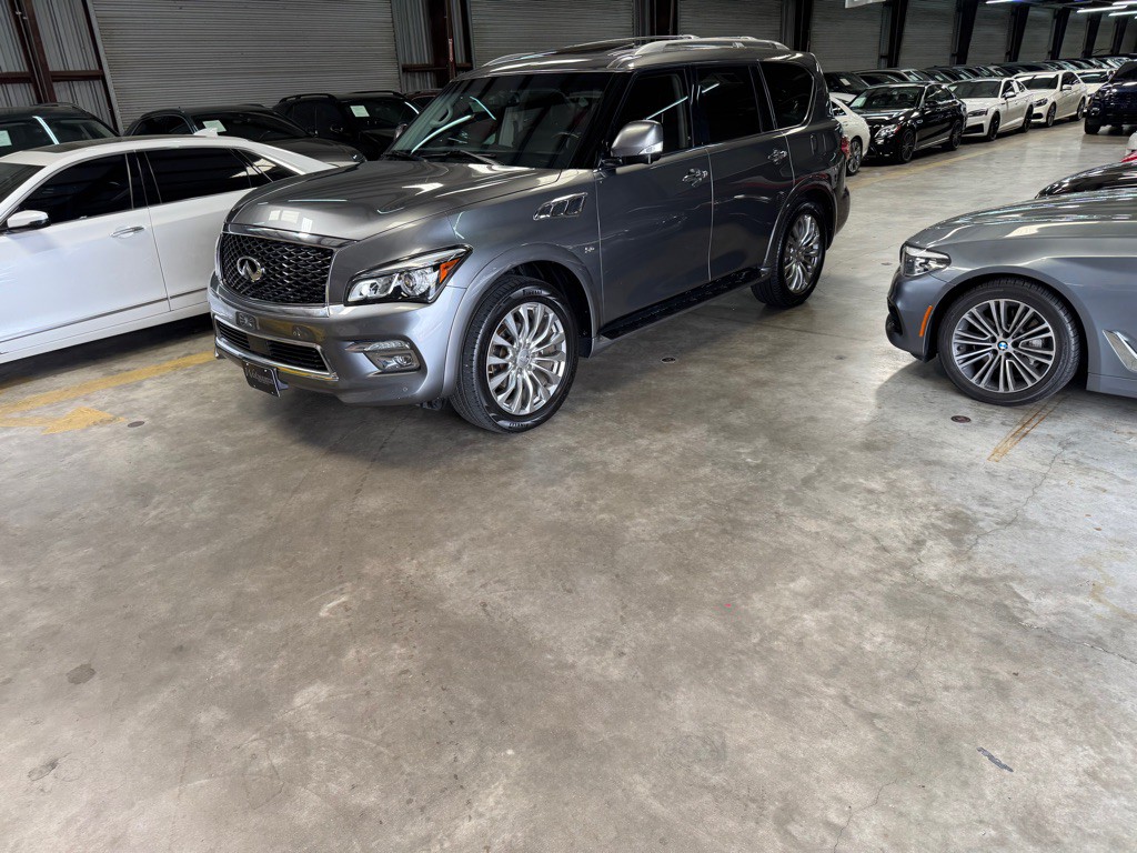 2015 INFINITI QX80 Image 9