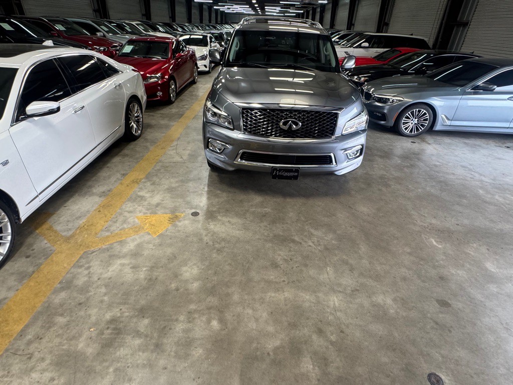 2015 INFINITI QX80 Image 12