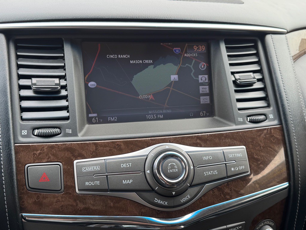 2015 INFINITI QX80 Image 41