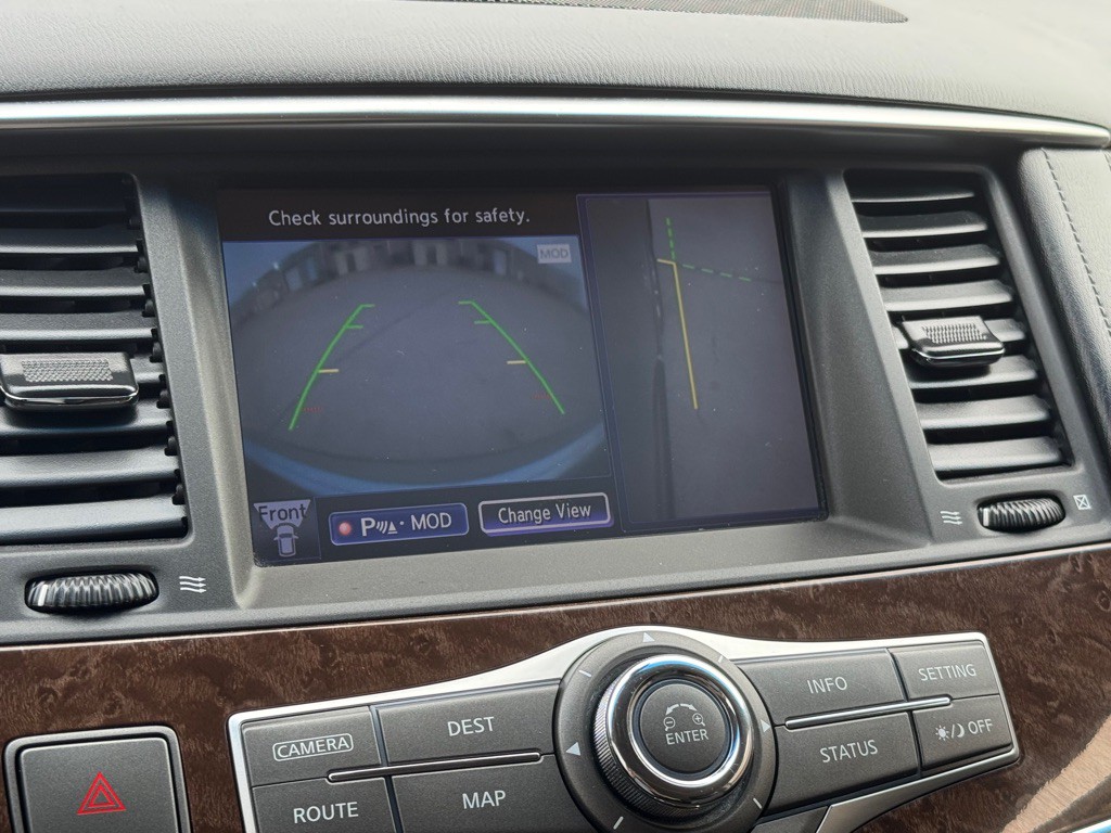 2015 INFINITI QX80 Image 44