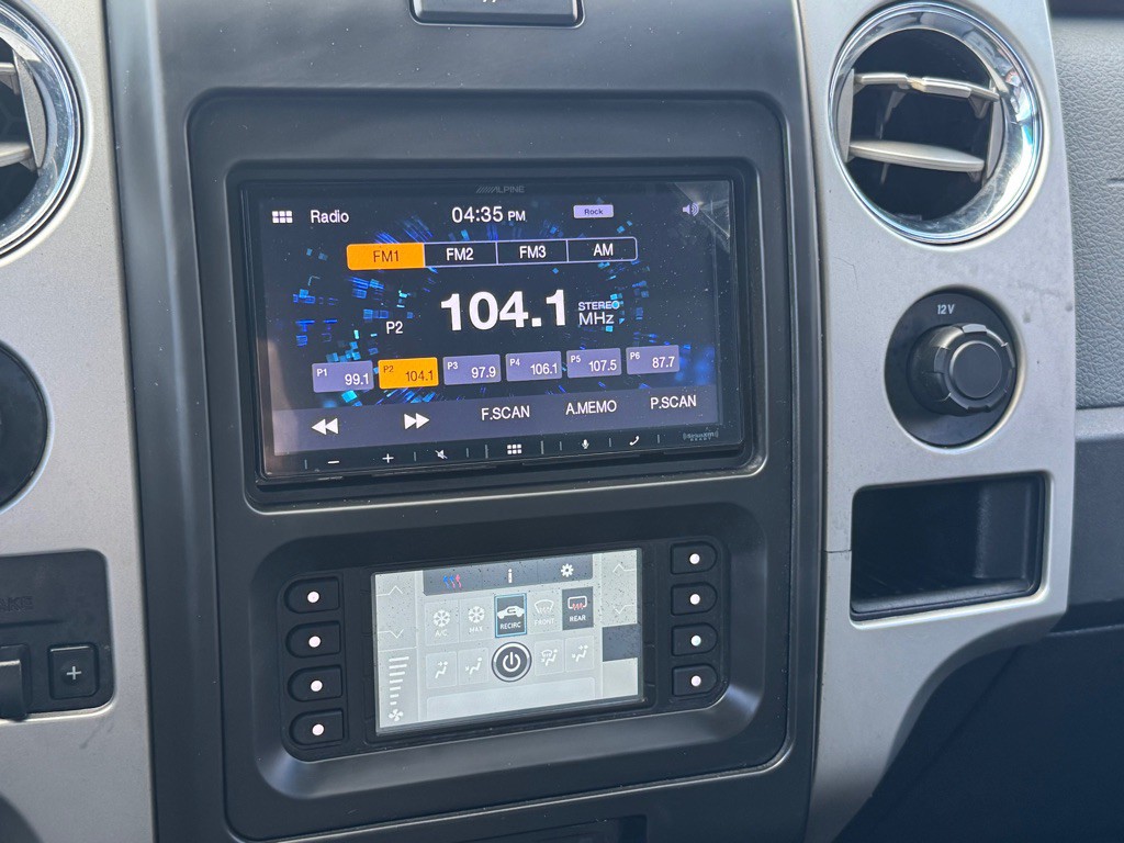 2014 Ford F-150 Image 34