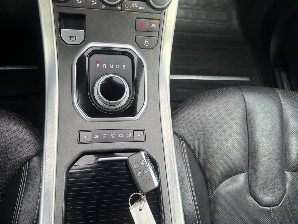 2015 Land Rover Range Rover Evoque Image 33