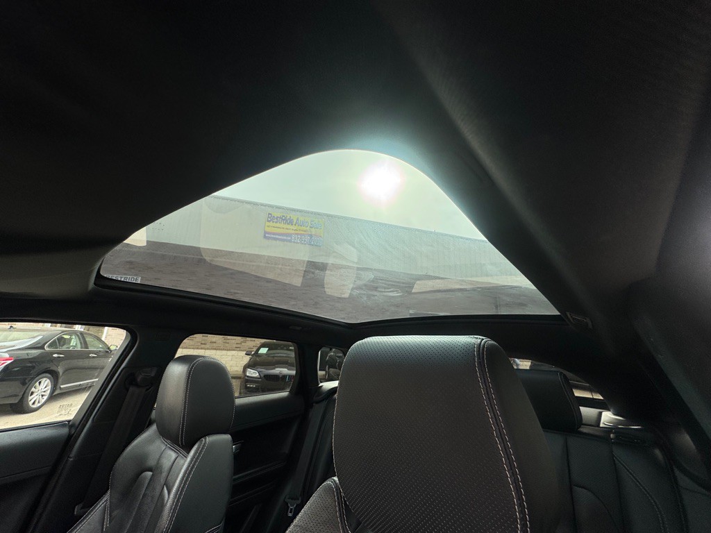 2015 Land Rover Range Rover Evoque Image 34