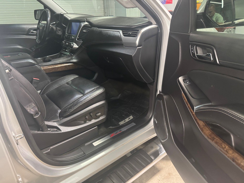 2016 Chevrolet Tahoe Image 27
