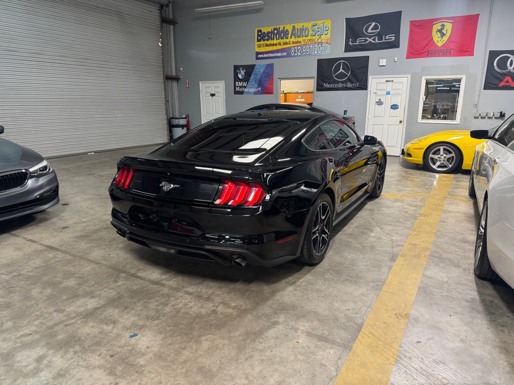 2018 Ford Mustang Image 10