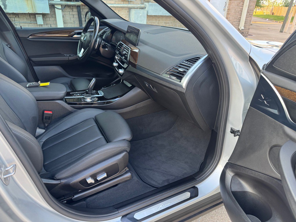 2021 BMW X3 Image 24