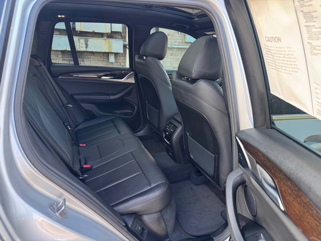 2021 BMW X3 Image 25