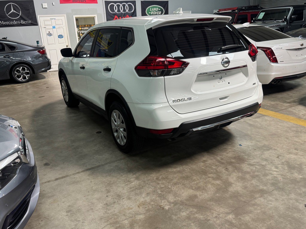 2017 Nissan Rogue Image 6