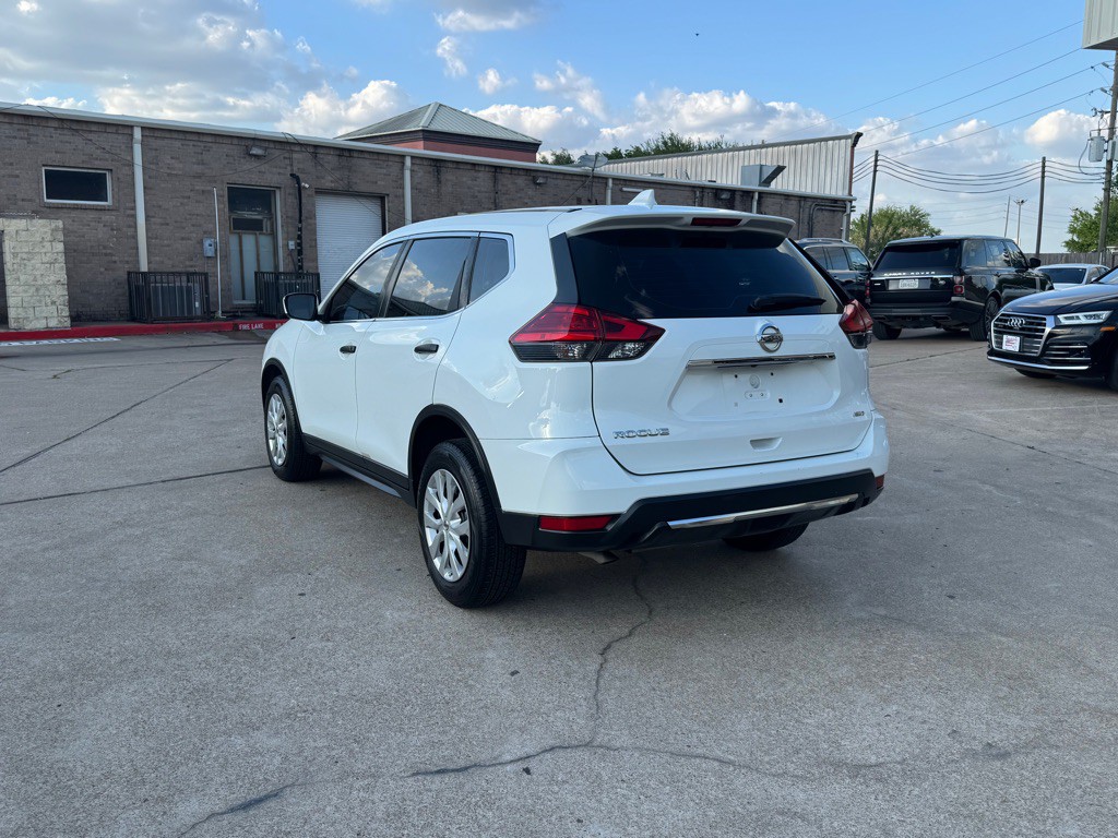 2017 Nissan Rogue Image 15