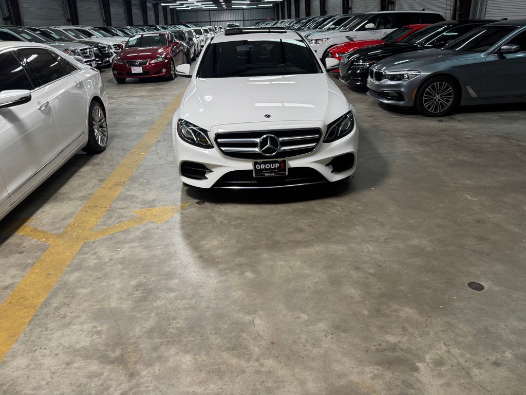 2018 Mercedes-Benz E-Class Image 2
