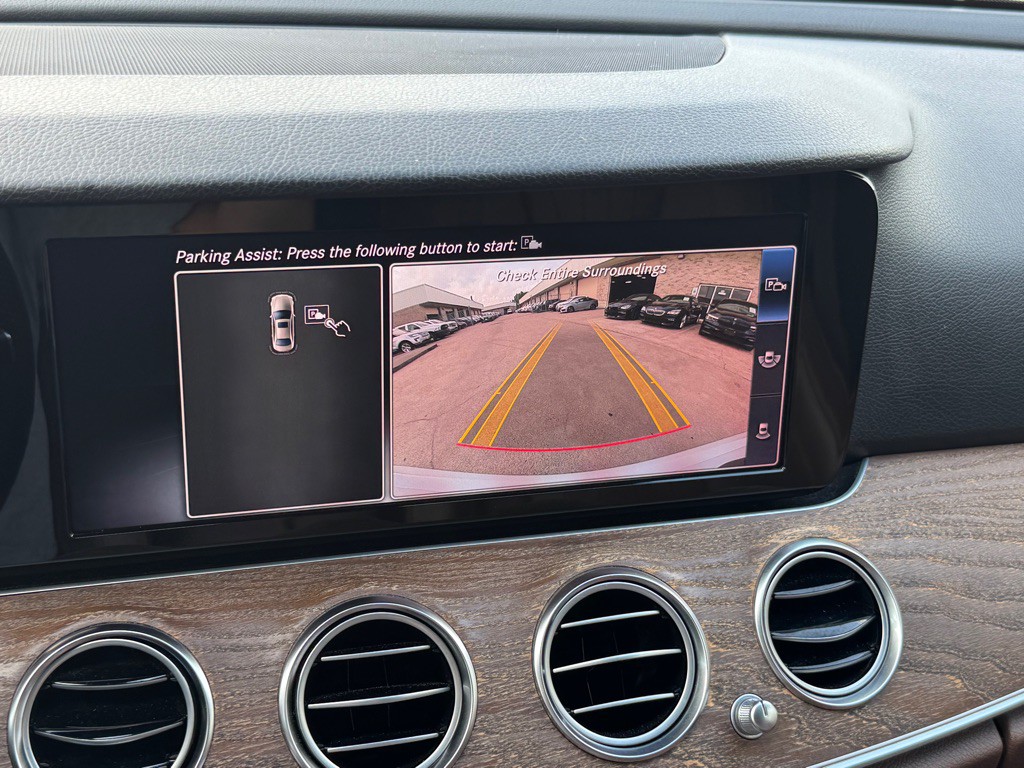 2018 Mercedes-Benz E-Class Image 36