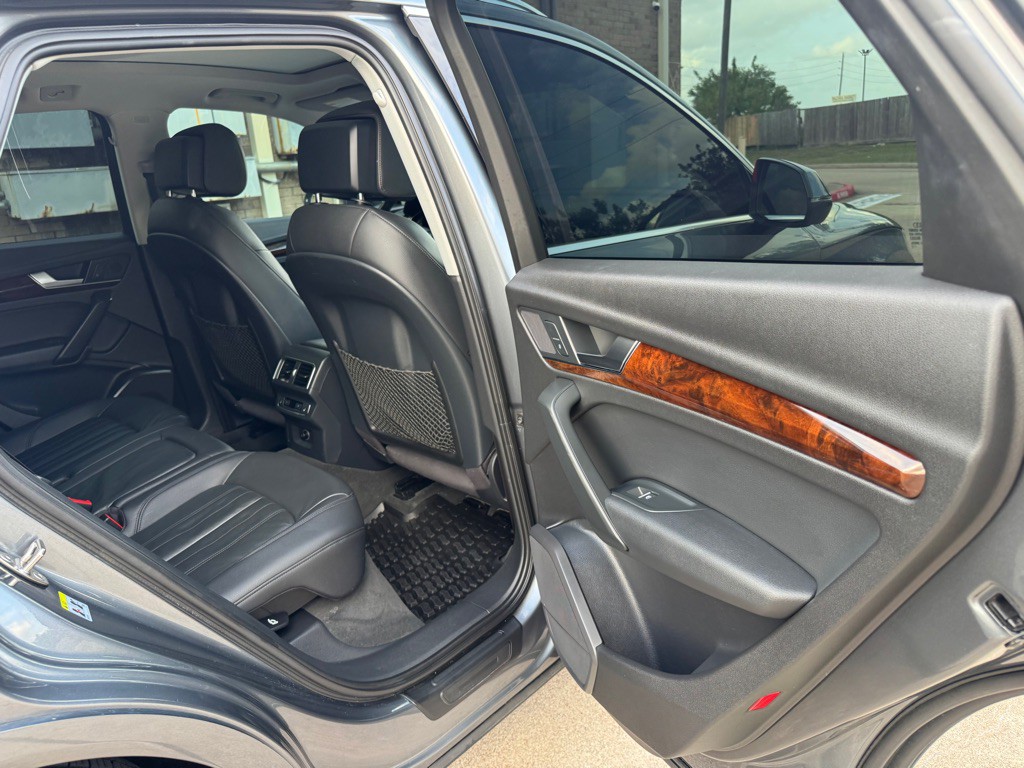 2018 Audi Q5 Image 24
