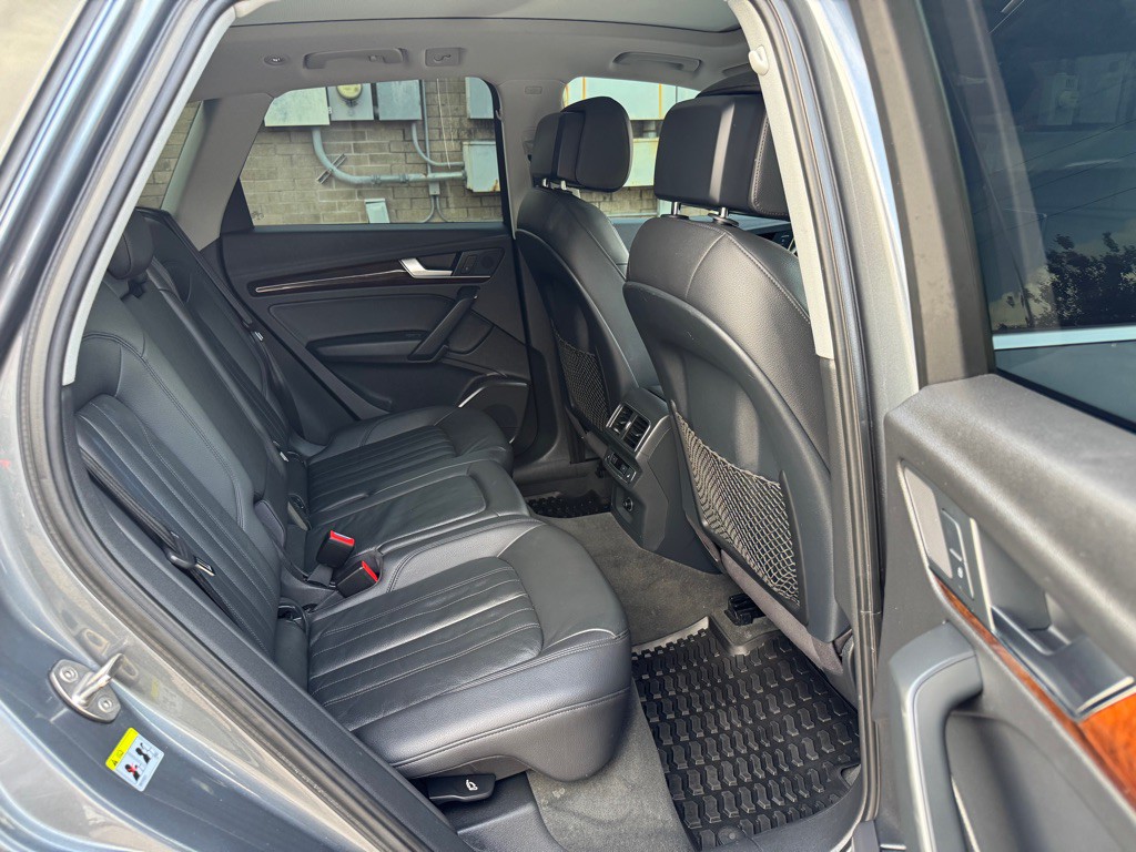 2018 Audi Q5 Image 25