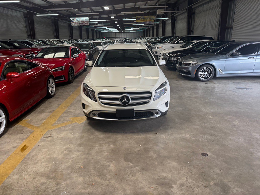 2015 Mercedes-Benz GLA-Class Image 4