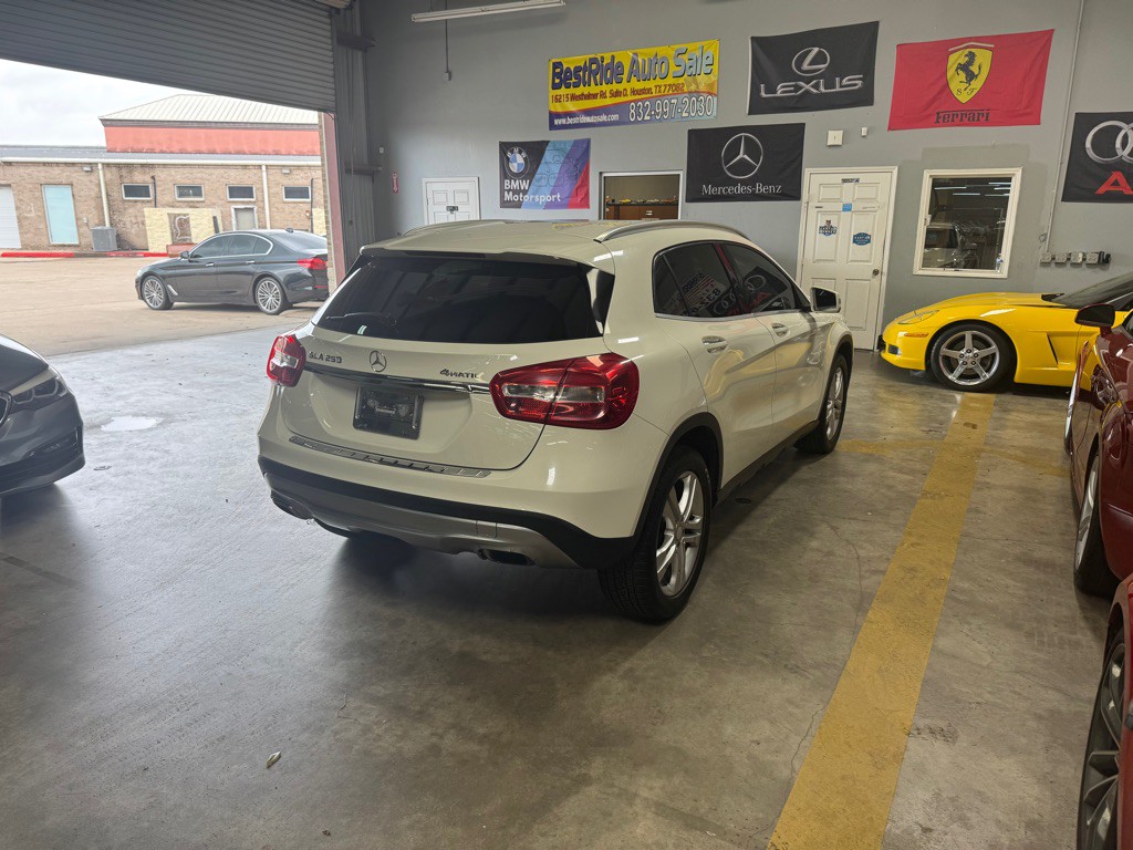2015 Mercedes-Benz GLA-Class Image 7
