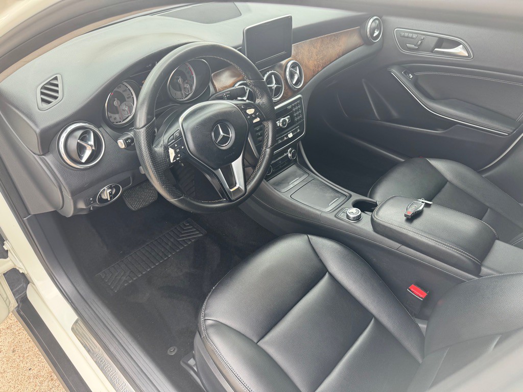 2015 Mercedes-Benz GLA-Class Image 21