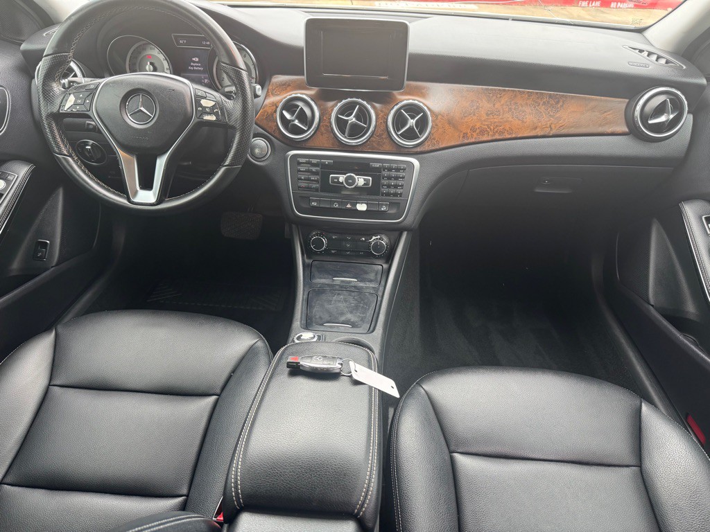 2015 Mercedes-Benz GLA-Class Image 26