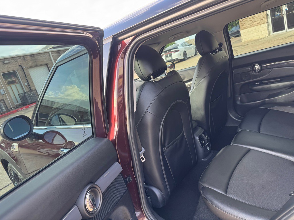 2018 MINI Cooper Image 23